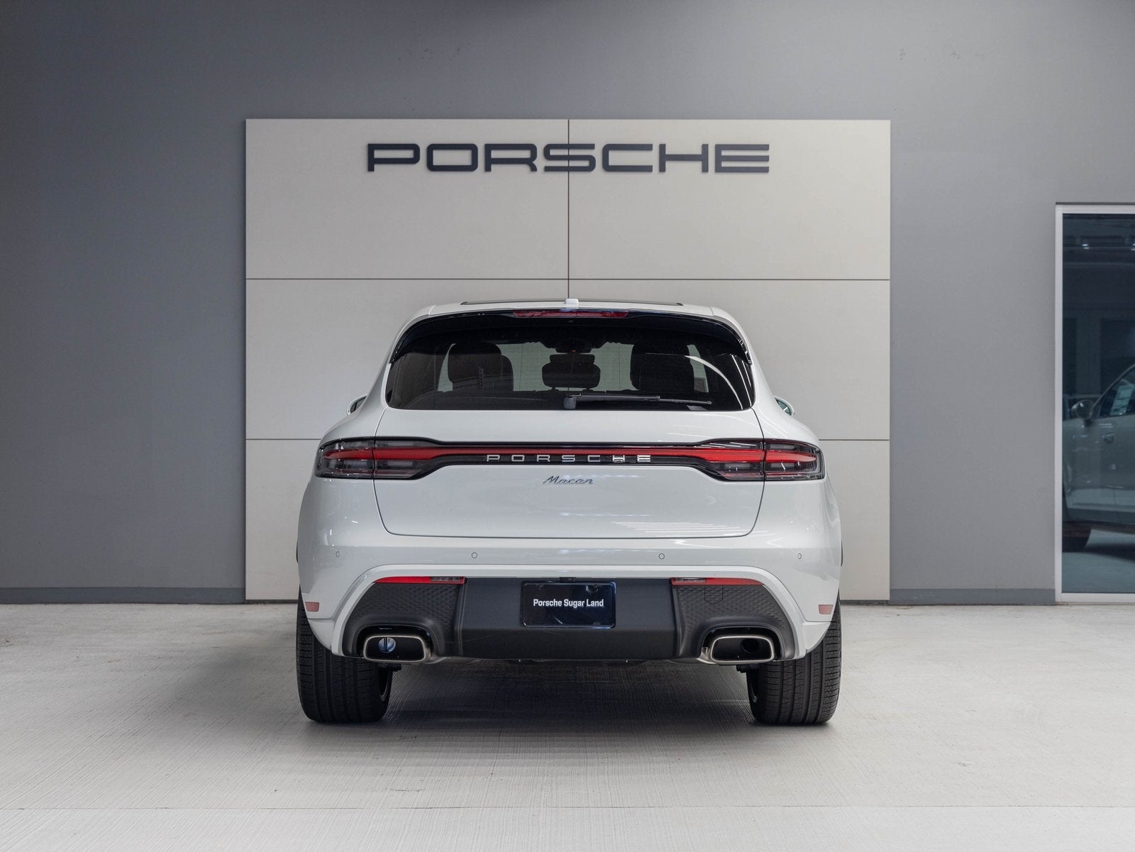 2025 Porsche Macan Macan