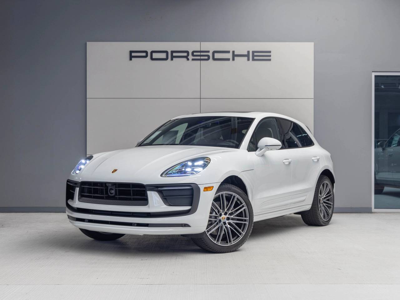 2025 Porsche Macan Macan