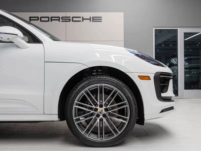 2025 Porsche Macan Macan