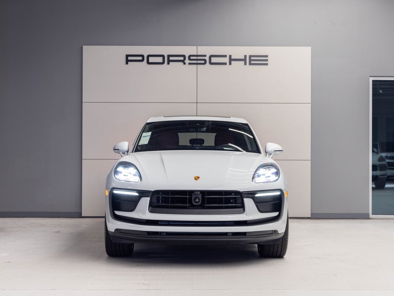 2026 Porsche Macan Macan