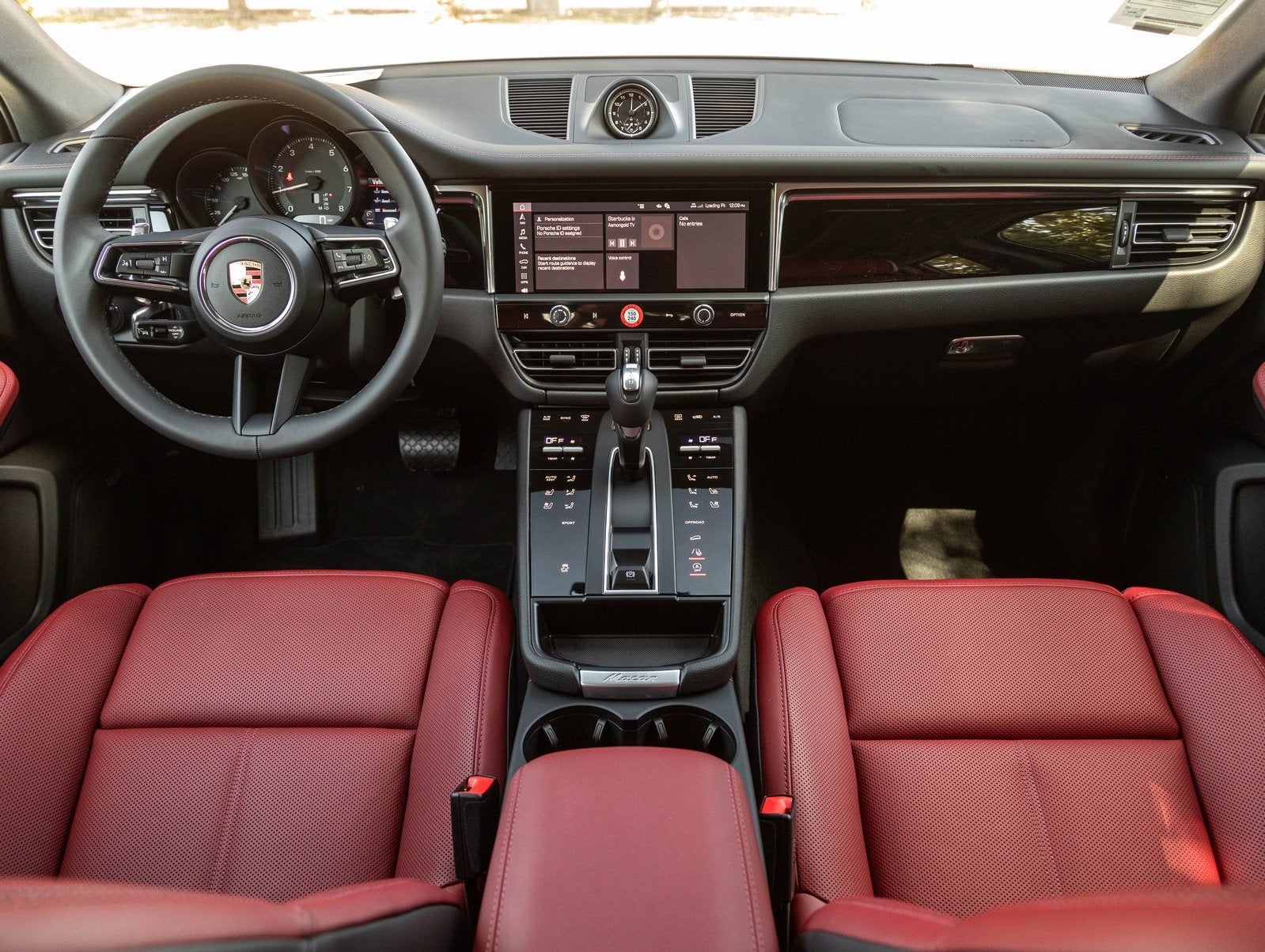 2026 Porsche Macan Macan