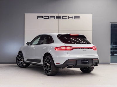 2026 Porsche Macan Macan