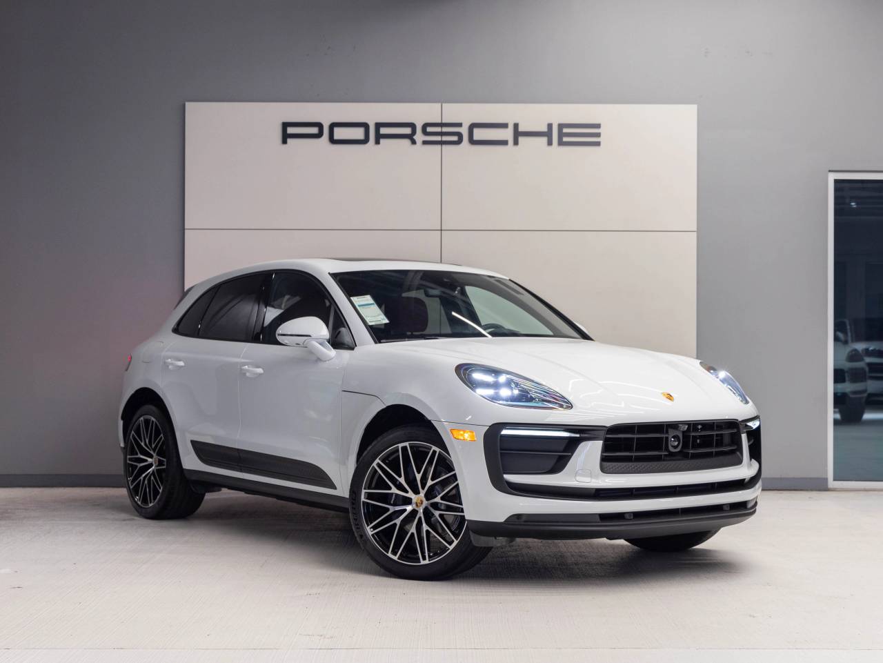 2026 Porsche Macan Macan