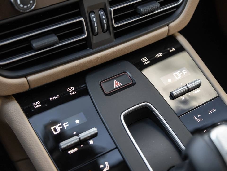 2026 Porsche Macan Macan