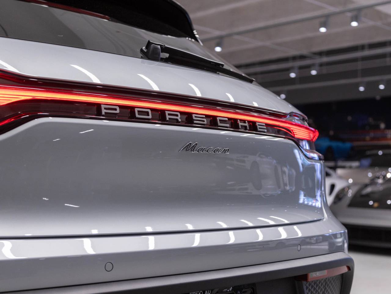 2026 Porsche Macan Macan