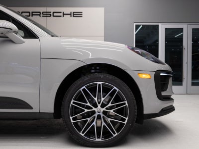 2026 Porsche Macan Macan