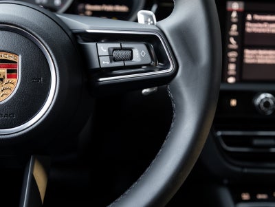 2026 Porsche Macan Macan