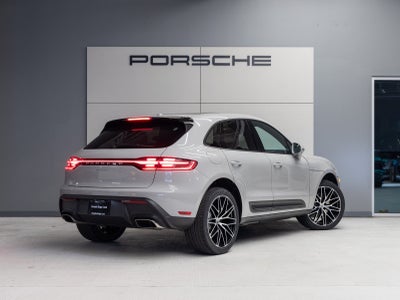 2026 Porsche Macan Macan