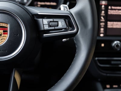 2026 Porsche Macan Macan