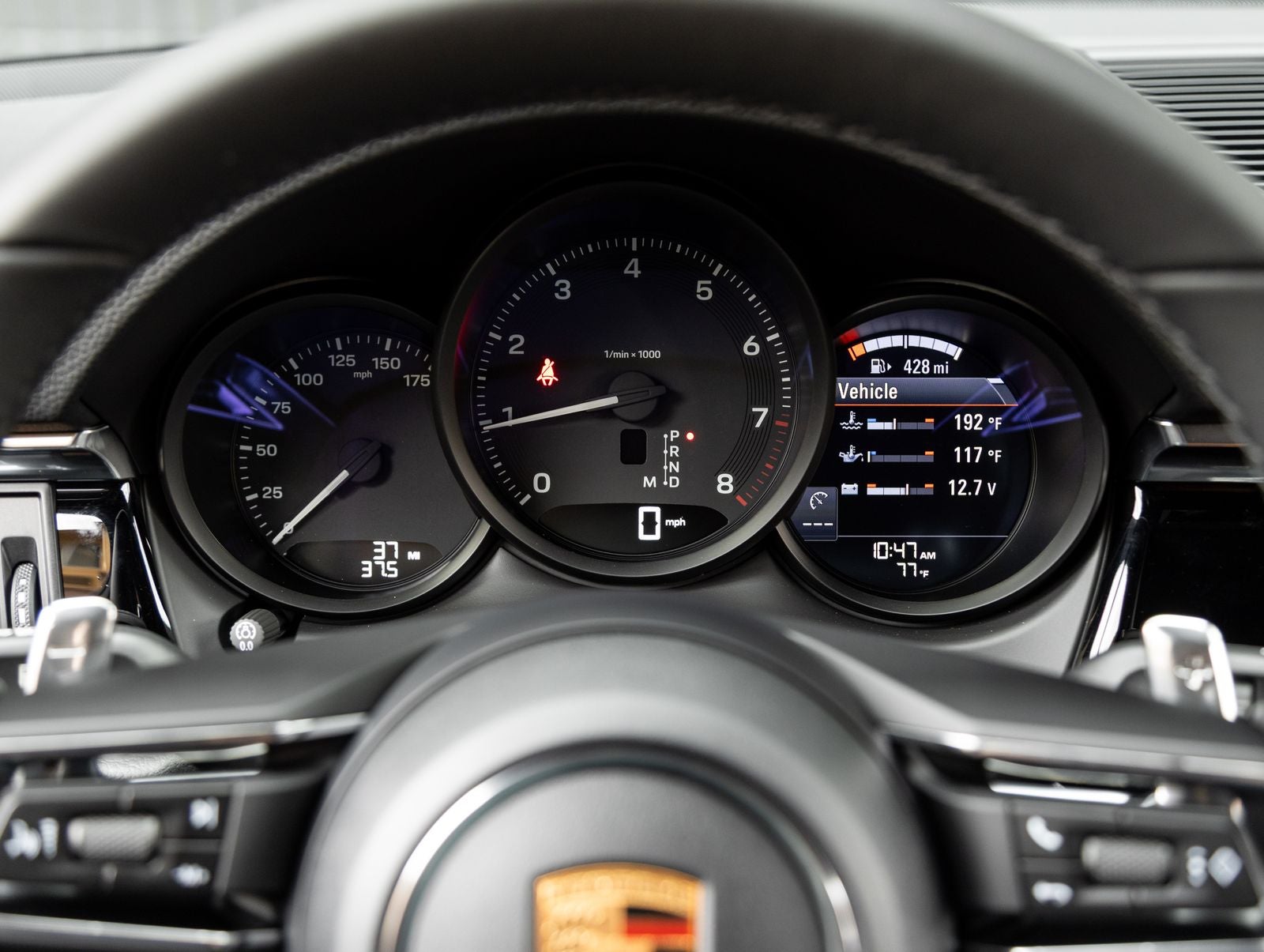 2026 Porsche Macan AWD