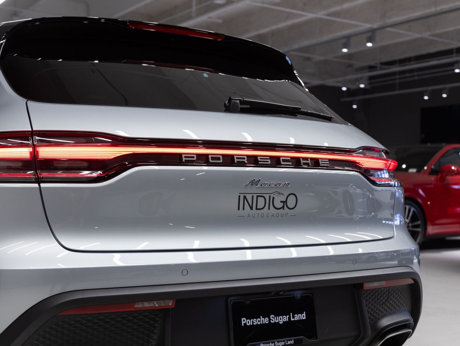 2026 Porsche Macan AWD