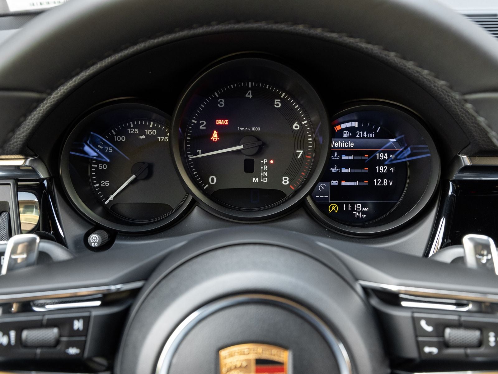 2026 Porsche Macan AWD