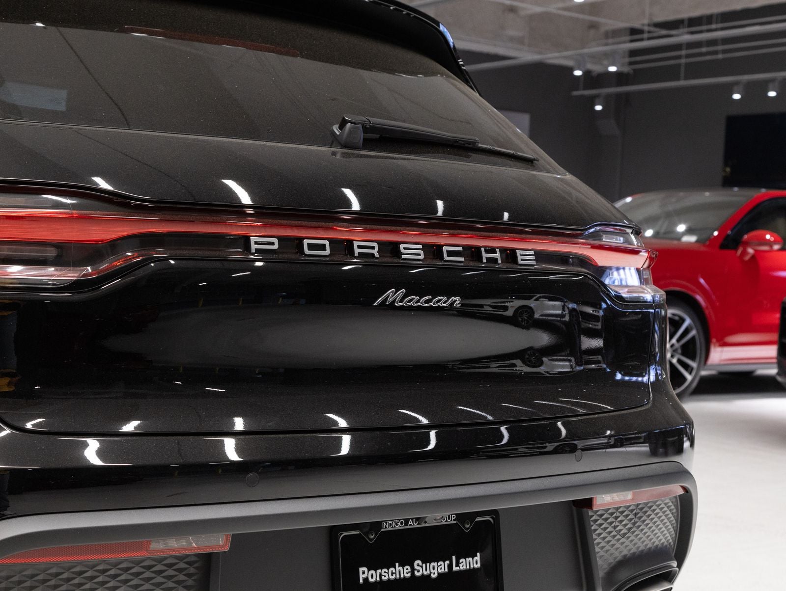 2026 Porsche Macan AWD