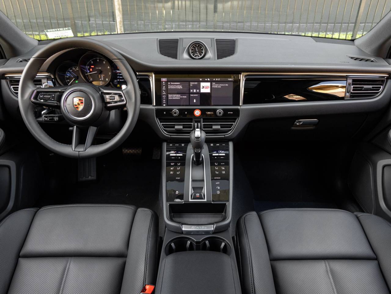 2026 Porsche Macan AWD