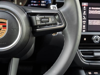 2026 Porsche Macan AWD