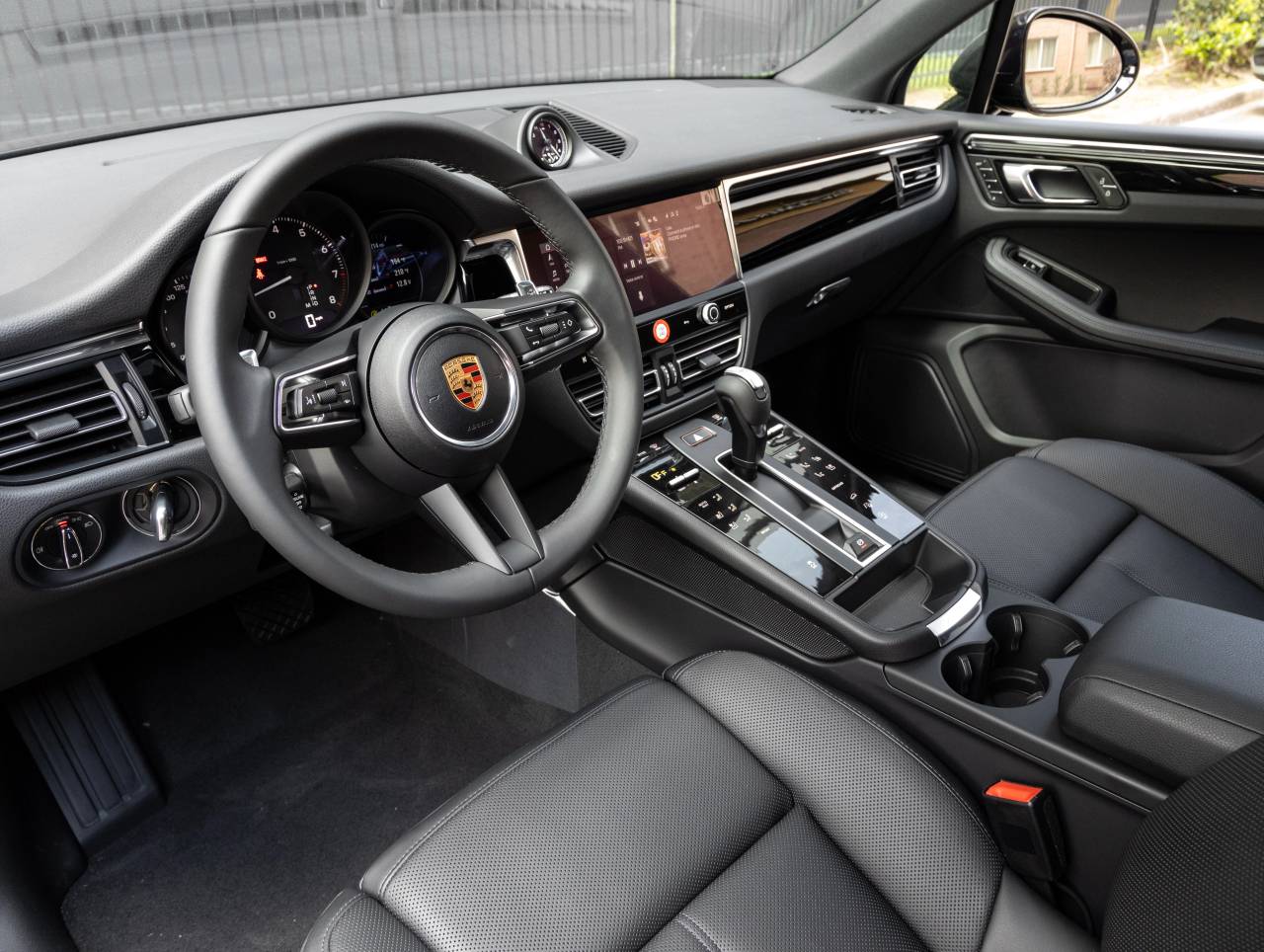 2026 Porsche Macan Macan