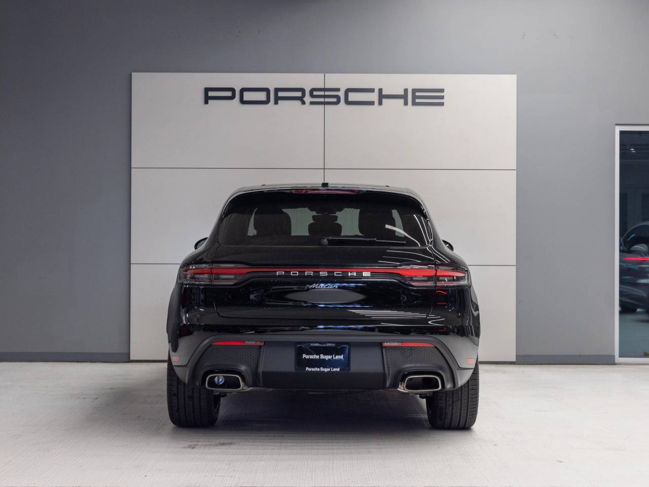 2026 Porsche Macan Macan
