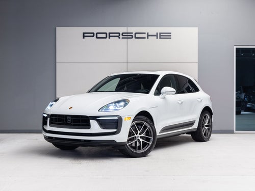 2026 Porsche Macan AWD