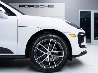 2026 Porsche Macan AWD