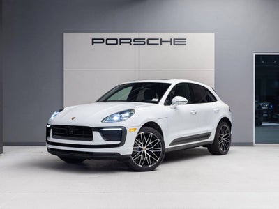 2026 Porsche Macan AWD