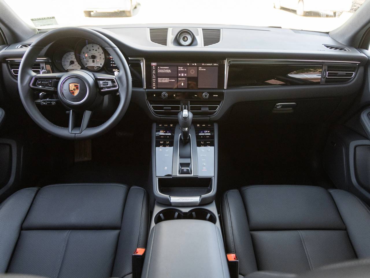 2026 Porsche Macan AWD