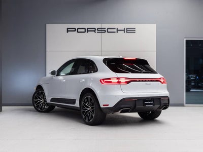 2026 Porsche Macan AWD