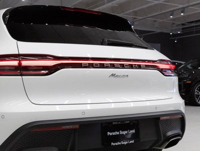 2026 Porsche Macan AWD
