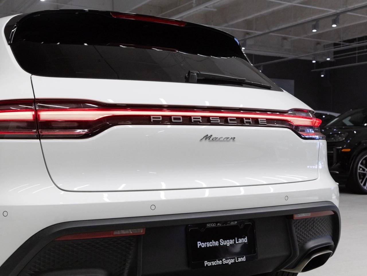 2026 Porsche Macan AWD