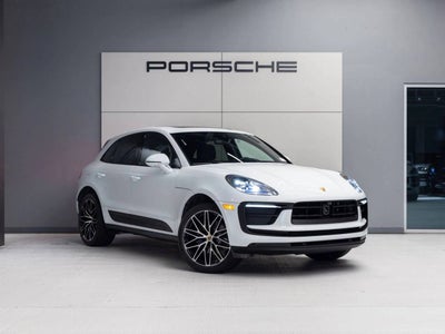 2026 Porsche Macan AWD