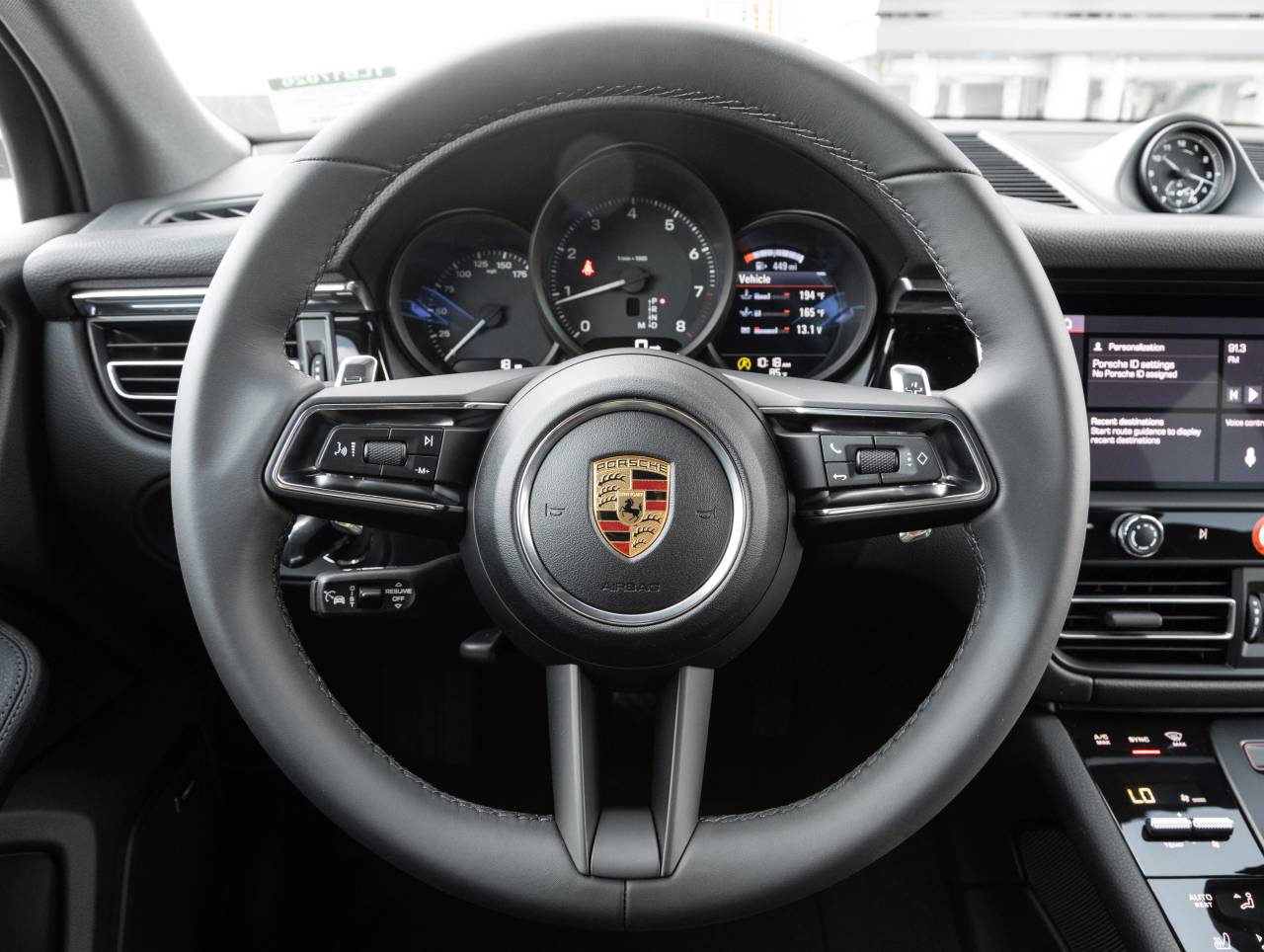 2026 Porsche Macan Macan