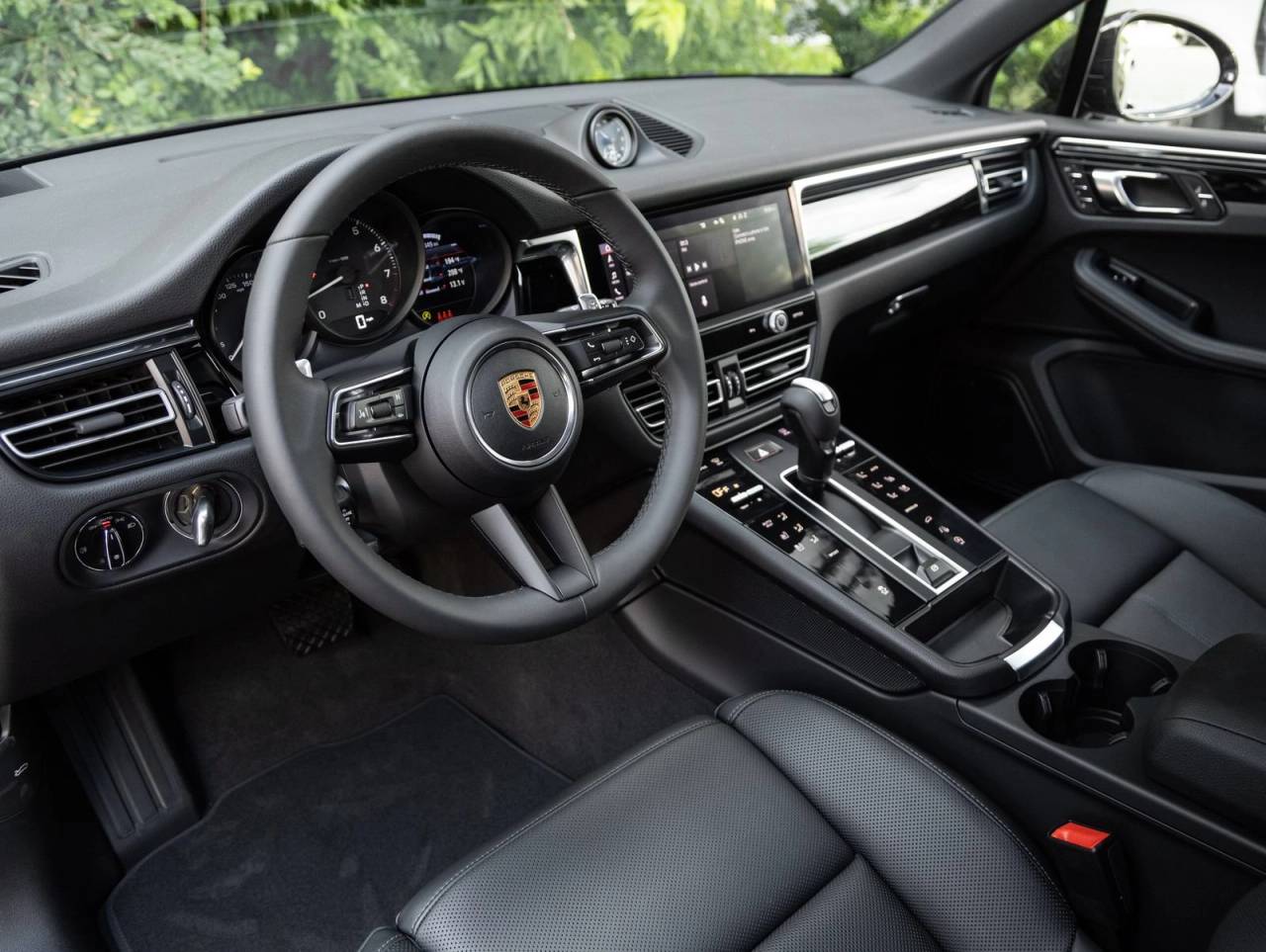 2026 Porsche Macan Macan