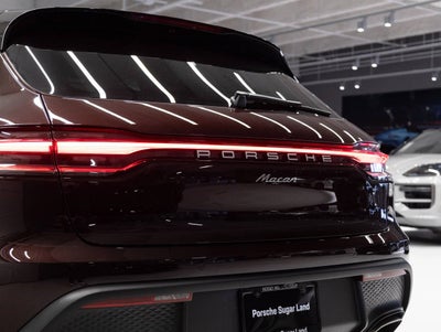 2026 Porsche Macan Macan