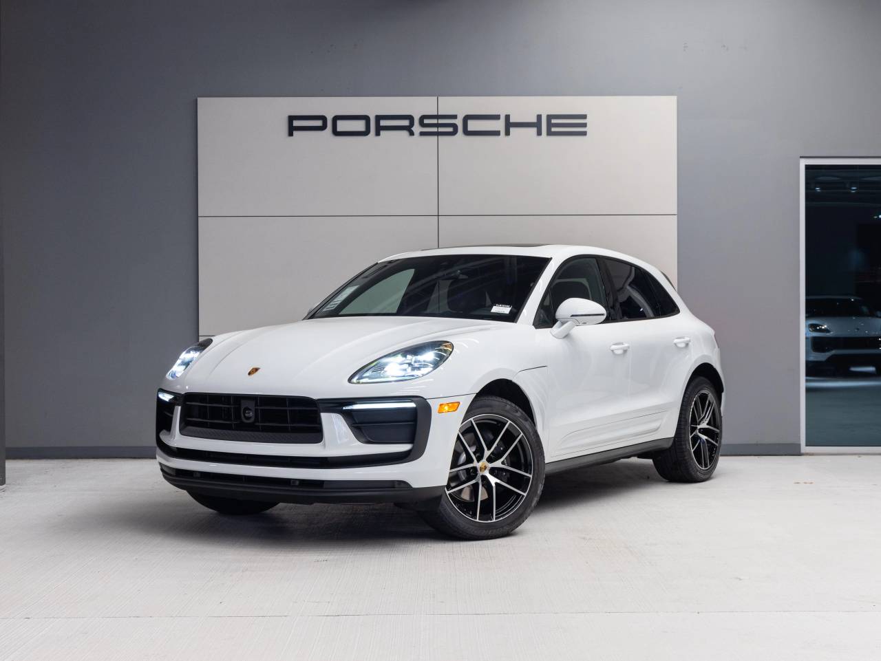 2026 Porsche Macan Macan