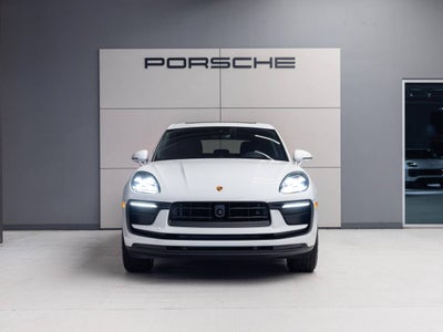 2026 Porsche Macan Macan