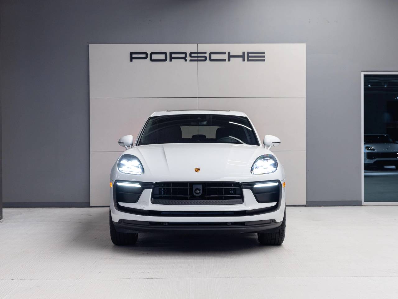 2026 Porsche Macan Macan
