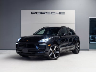 2023 Porsche Macan Macan
