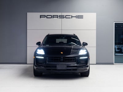 2023 Porsche Macan Macan