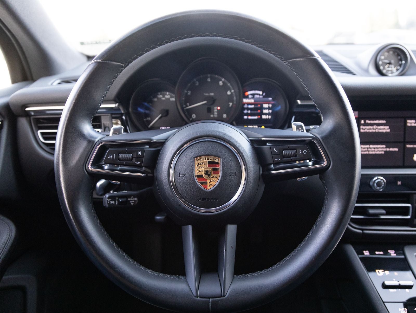 2023 Porsche Macan Macan