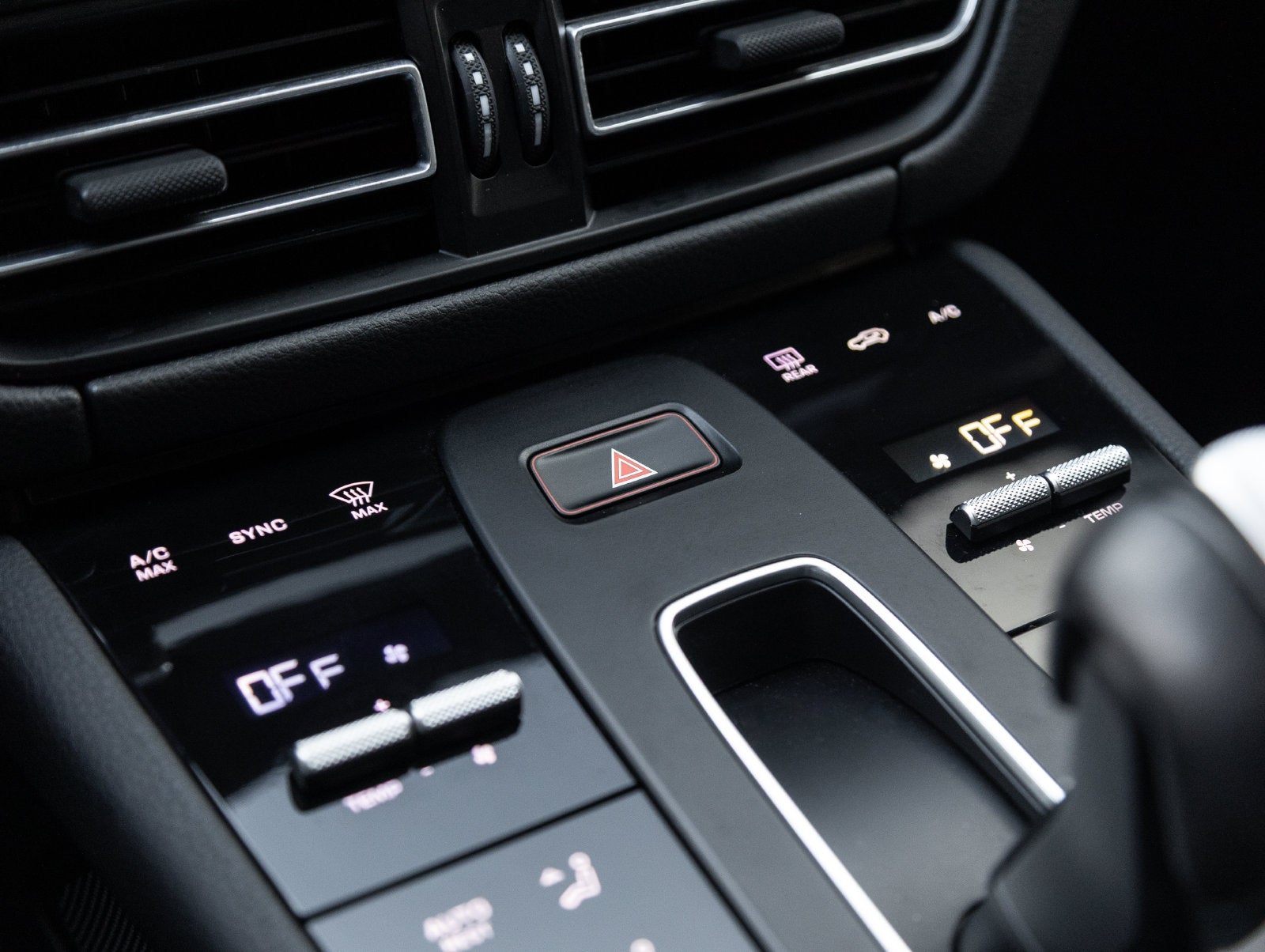 2023 Porsche Macan Macan