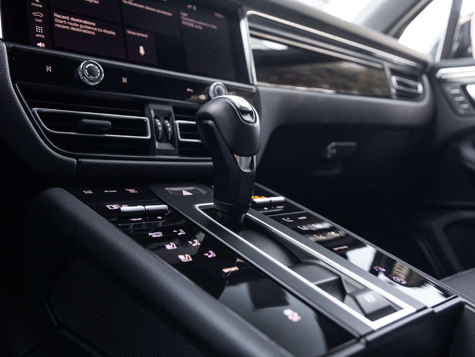 2023 Porsche Macan Macan