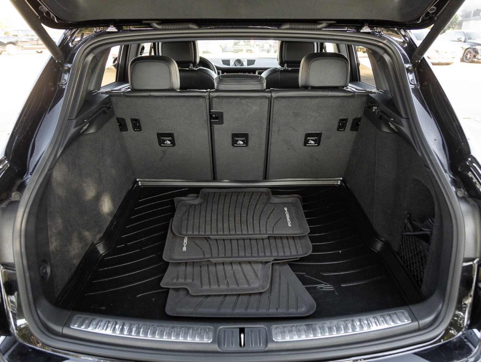 2023 Porsche Macan Macan
