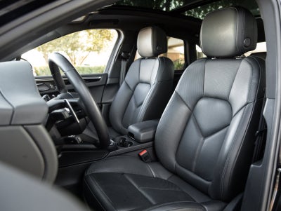 2023 Porsche Macan Macan