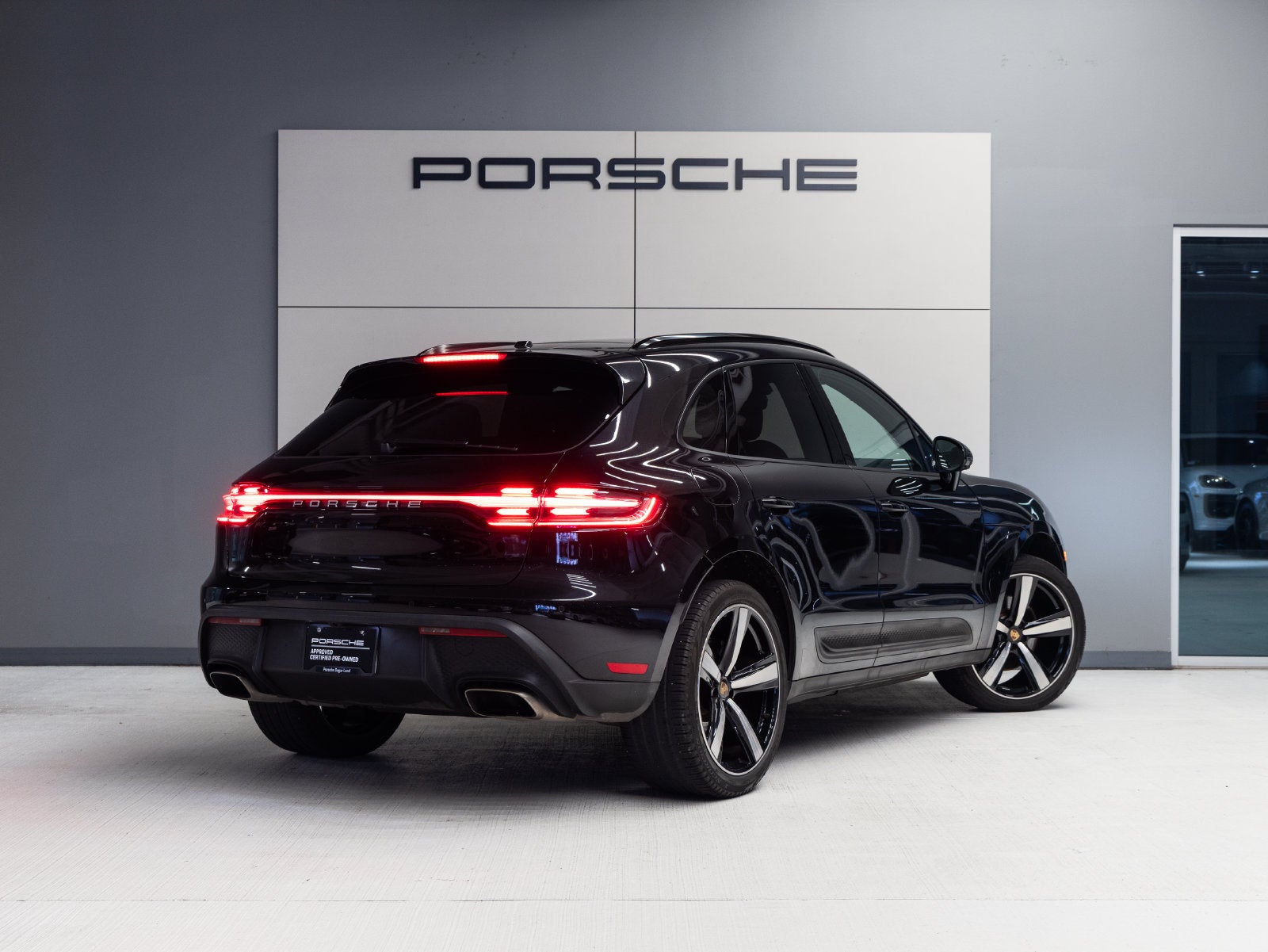 2023 Porsche Macan Macan