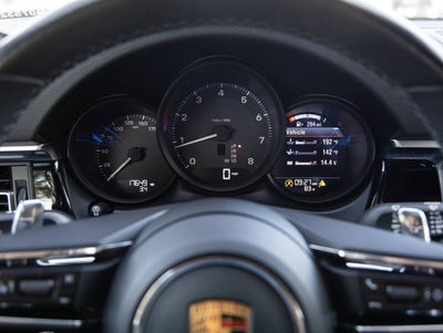 2023 Porsche Macan Macan