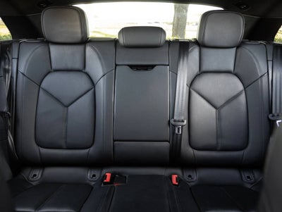 2023 Porsche Macan Macan