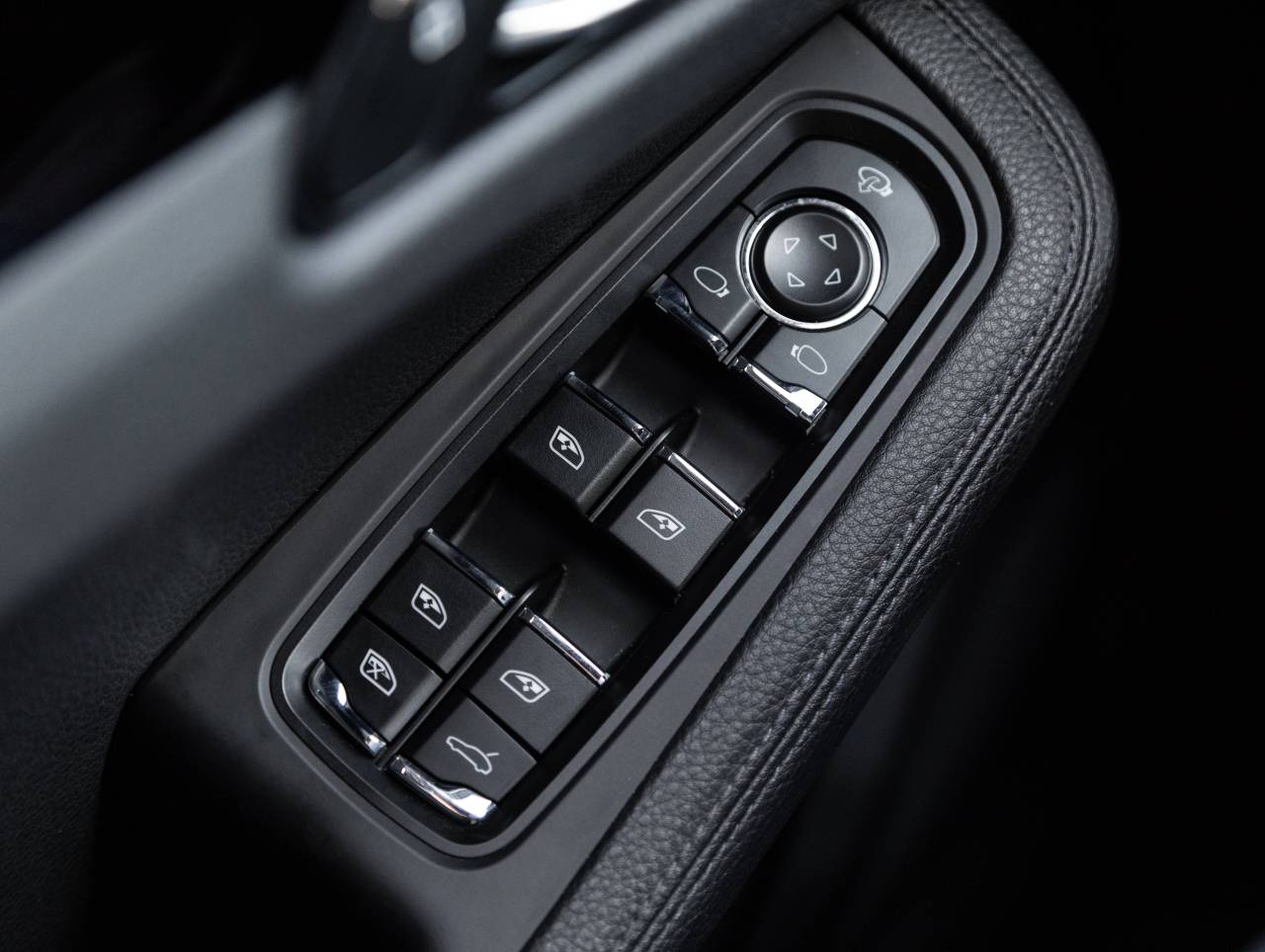 2023 Porsche Macan Macan