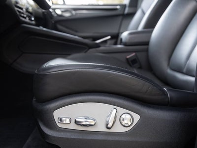 2023 Porsche Macan Macan