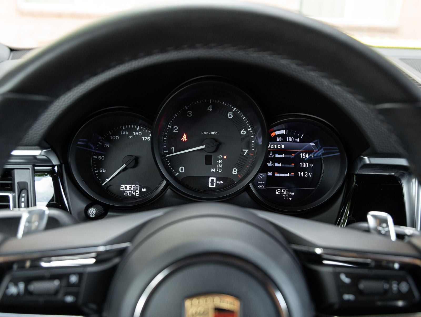2023 Porsche Macan Macan (MY23)