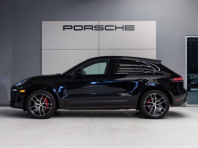 2023 Porsche Macan Macan (MY23)