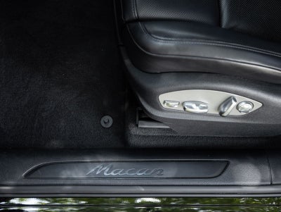 2023 Porsche Macan Macan (MY23)